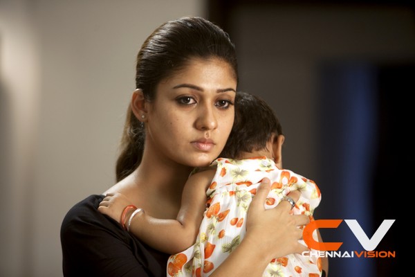 Maya Tamil Movie Review by Chennaivision