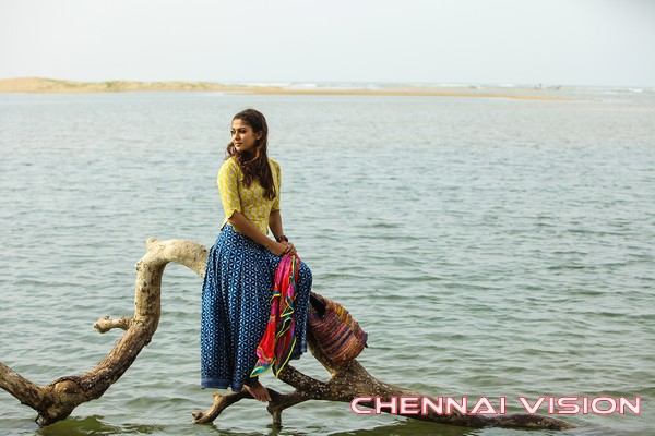 Naanum Rowdydhaan Tamil Movie Photos by ChennaiVision