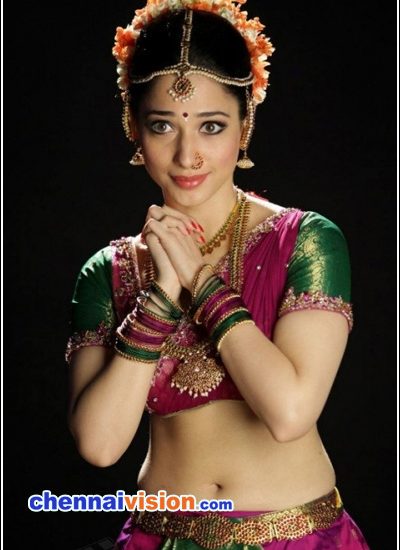 Tamil Actress Tamanna Photos