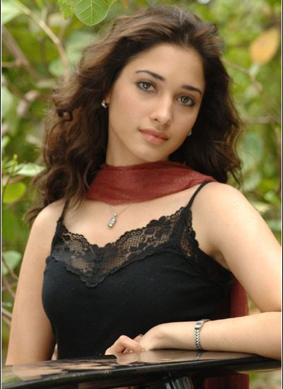 Tamil Actress Tamanna Photos