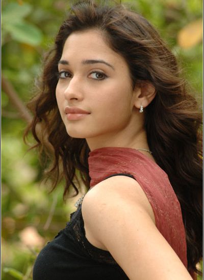 Tamil Actress Tamanna Photos