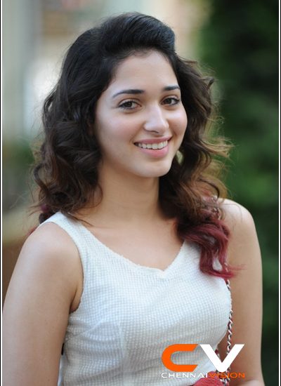 Tamil Actress Tamanna Photos