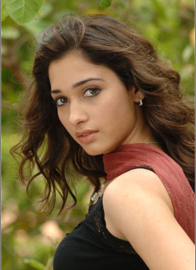 Tamil Actress Tamanna Photos