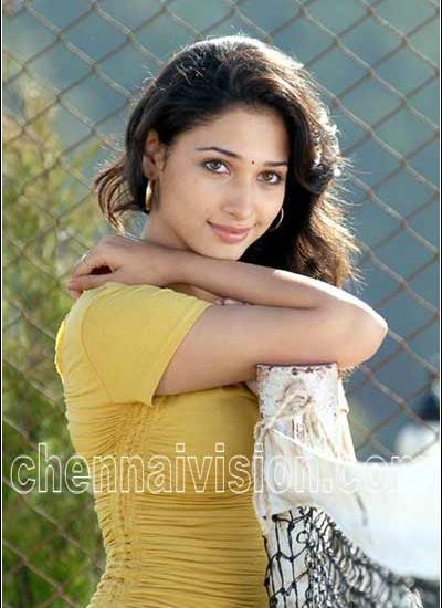 Tamil Actress Tamanna Photos