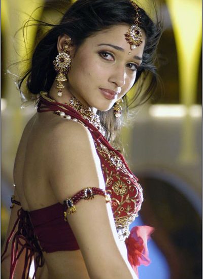 Tamil Actress Tamanna Photos