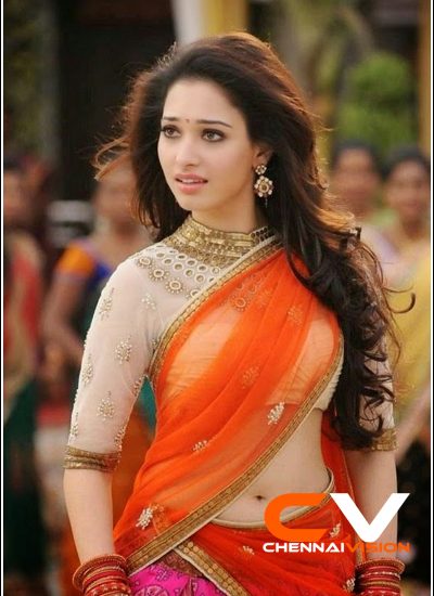 Tamil Actress Tamanna Photos