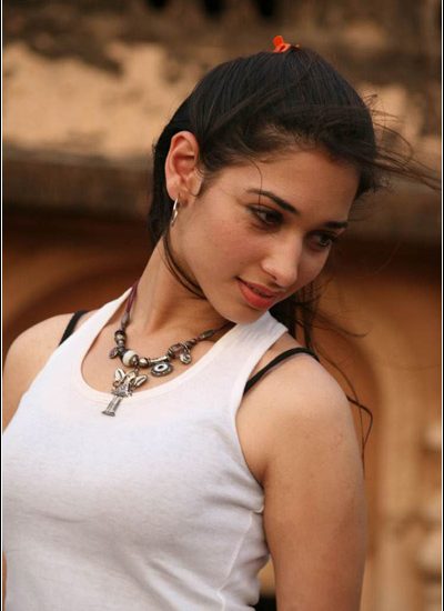 Tamil Actress Tamanna Photos