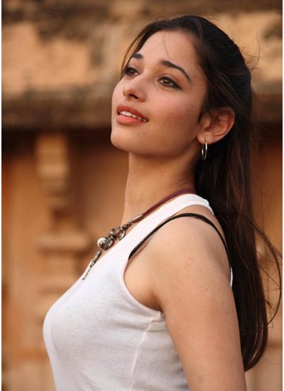 Tamil Actress Tamanna Photos