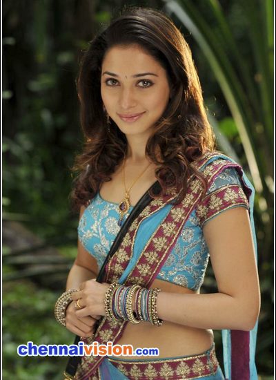 Tamil Actress Tamanna Photos