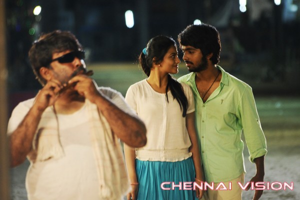 Trisha Illana Nayanthara Tamil Movie Photos by ChennaiVision