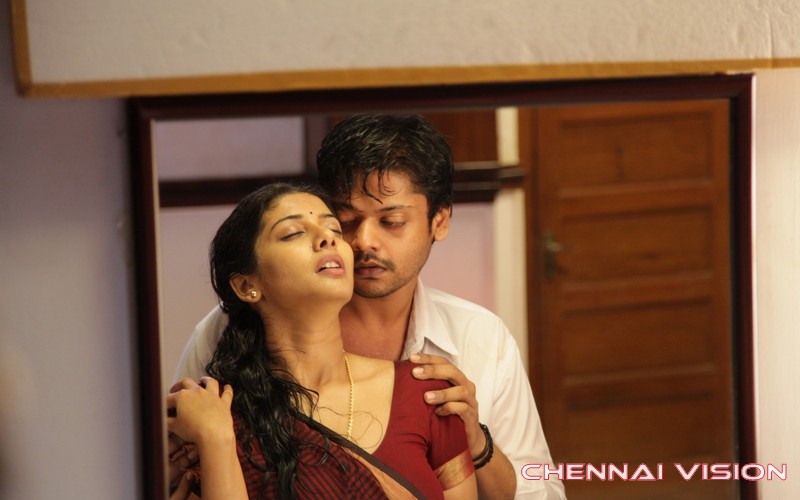 Ennul Aayiram Tamil Movie Photos by Chennaivision