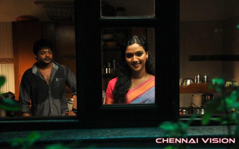 Ennul Aayiram Tamil Movie Photos by Chennaivision