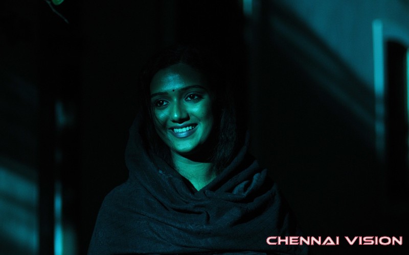 Ennul Aayiram Tamil Movie Photos by Chennaivision