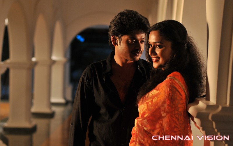 Ennul Aayiram Tamil Movie Photos by Chennaivision