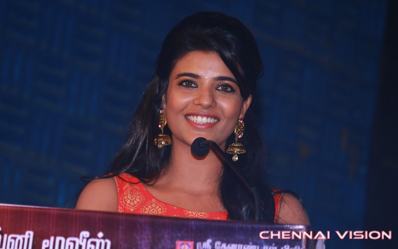 Hello Naan Pei Pesuren Audio Launch Photos