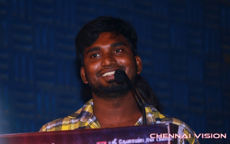 Hello Naan Pei Pesuren Audio Launch Photos