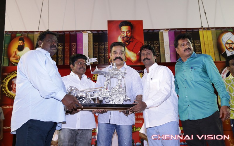 Kamal Haasan Birthday Celebration Photos