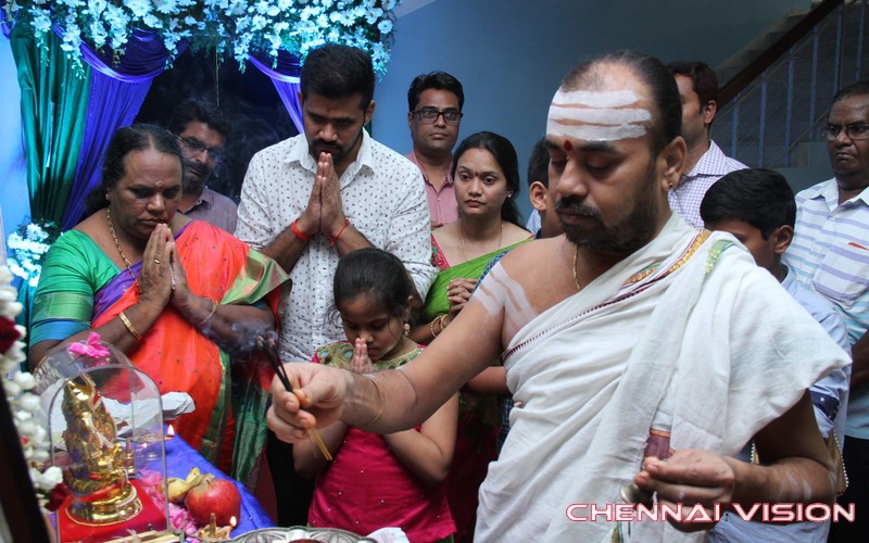 Mayuram Chennai Biggest Jewellery Party Photos