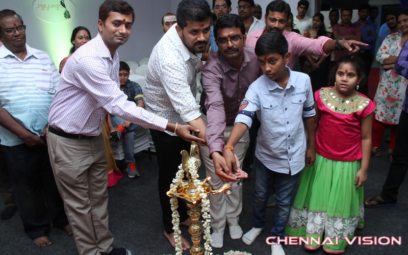 Mayuram Chennai Biggest Jewellery Party Photos