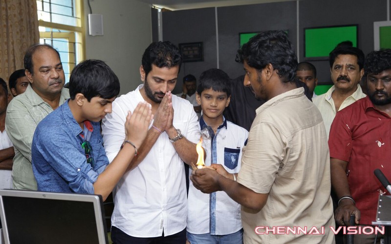 Motta Siva Ketta Siva Pooja Photos by Chennaivision