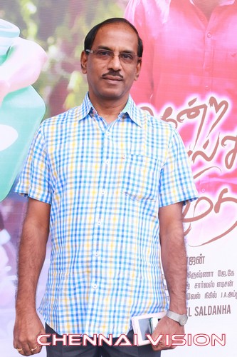 Azhagendra Sollukku Amudha Audio Launch Photos