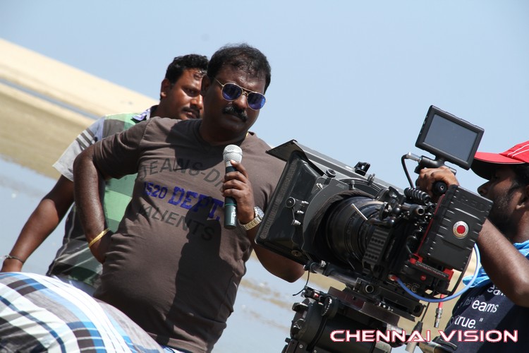 Peigal Jagirathai Tamil Movie Working Photos