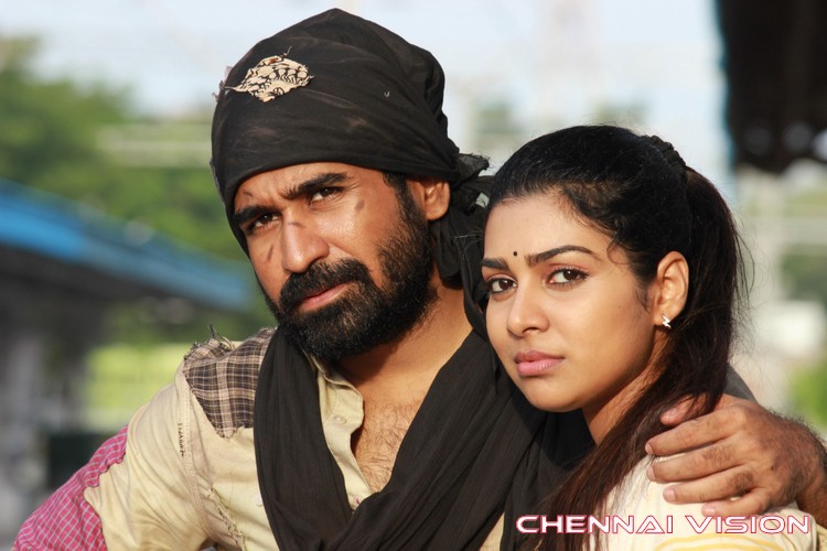 Pichaikkaran Tamil Movie Photos by Chennaivision