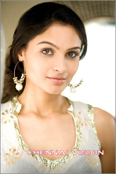 Tamil Actress Andrea Jeremiah Photos by Chennaivision