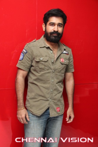 Pichaikkaran Audio Launch Photos by Chennaivision