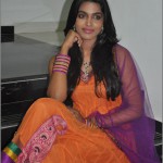 Tamil Actress Dhansika Photos by Chennaivision