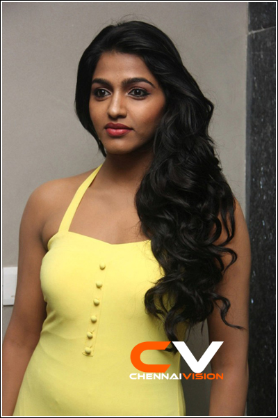 Tamil Actress Dhansika Photos by Chennaivision