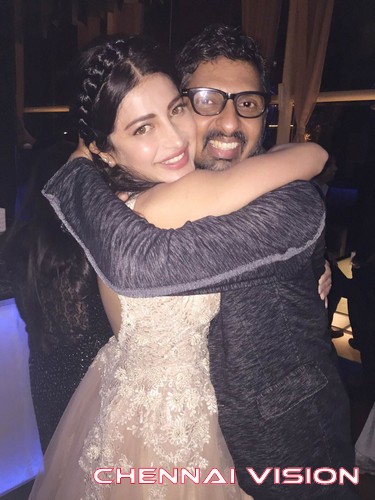 Tamil Actress Shruti Haasan Birthday Photos