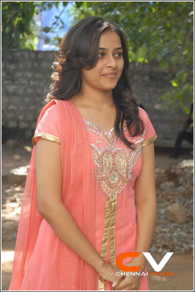 Tamil Actress Sri Divya Photos by Chennaivision