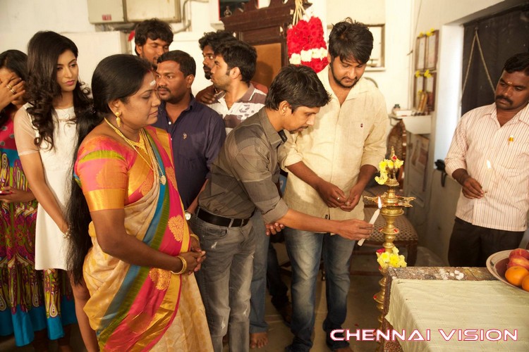 Thaami Tamil Movie Pooja Photos by Chennaivision