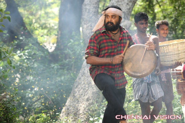 Tharai Thappattai Tamil Movie Photos by Chennaivision