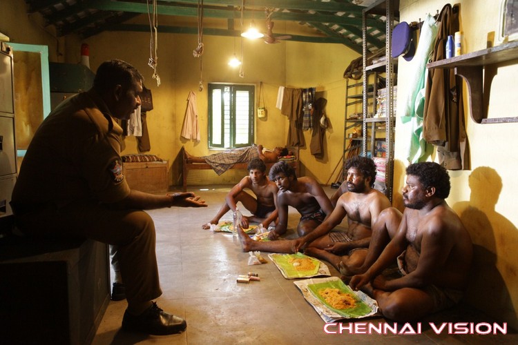 Visaranai Tamil Movie Photos by Chennaivision