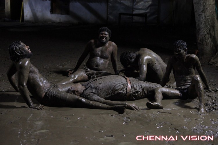 Visaranai Tamil Movie Photos by Chennaivision