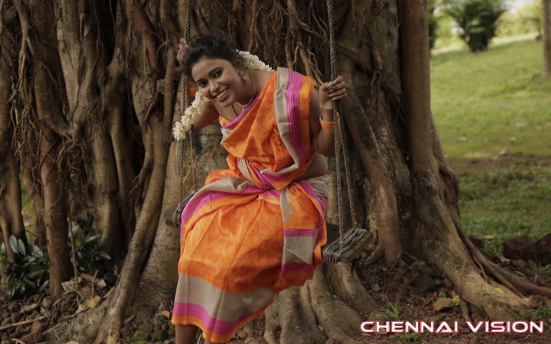 Aadi Tamil Movie Photos by Chennaivision