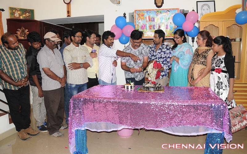 Actor Aari Birthday Celebration Photos by Chennaivision