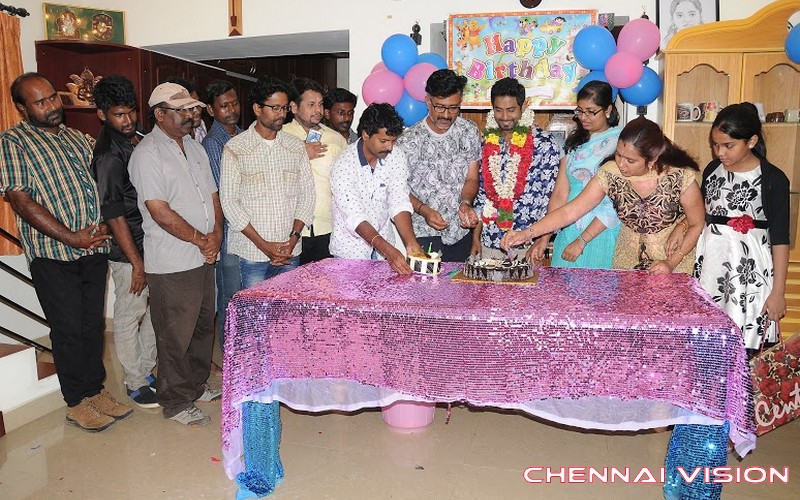 Actor Aari Birthday Celebration Photos by Chennaivision