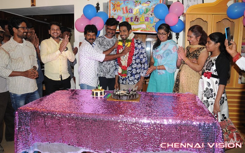 Actor Aari Birthday Celebration Photos by Chennaivision