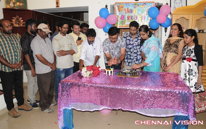 Actor Aari Birthday Celebration Photos by Chennaivision