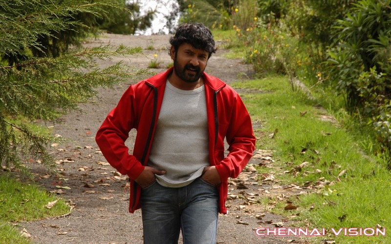 Avan Aval Tamil Movie Photos by Chennaivision