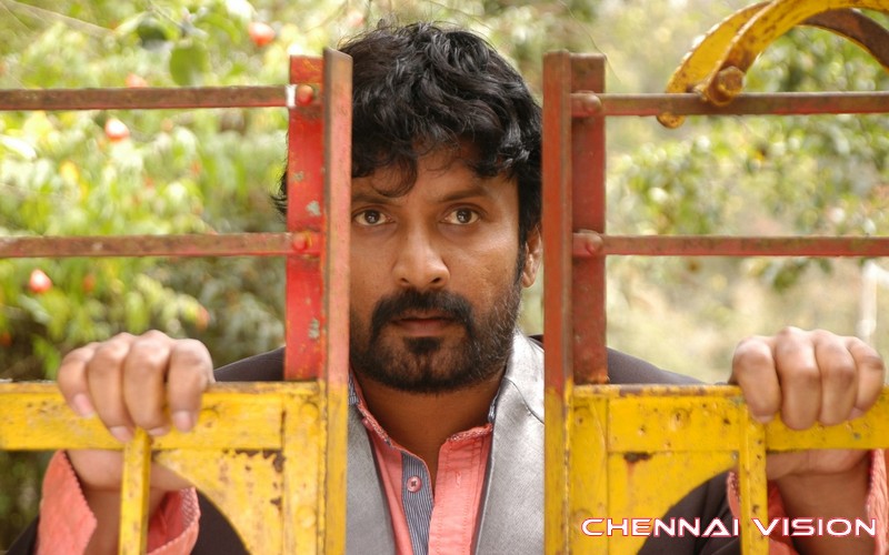 Avan Aval Tamil Movie Photos by Chennaivision