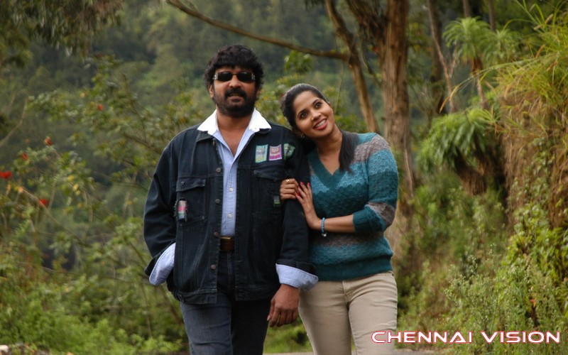 Avan Aval Tamil Movie Photos by Chennaivision