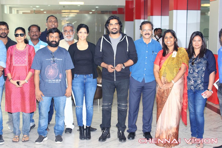 Iruthi Suttru Team at Sathyabama University Photos