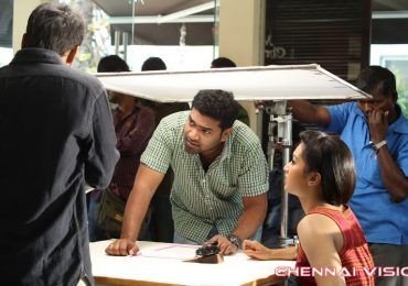 Kanithan Tamil Movie Working Photos