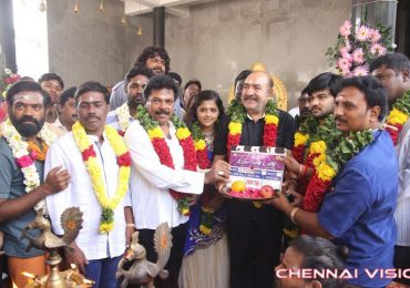 Manidan Tamil Movie Poojai Photos by Chennaivision