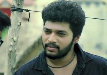 Naalu Peruku Nalladhuna Edhuvum Thappilla Movie Teaser