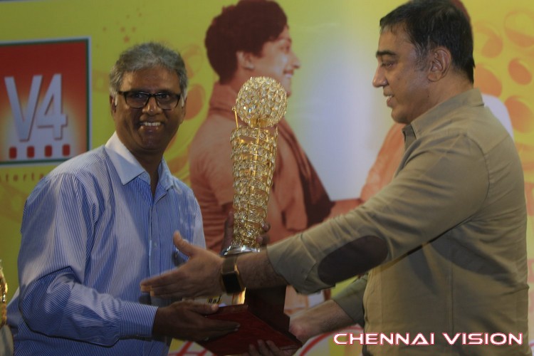 V4 Entertainers Film Awards 2015 by Chennaivision